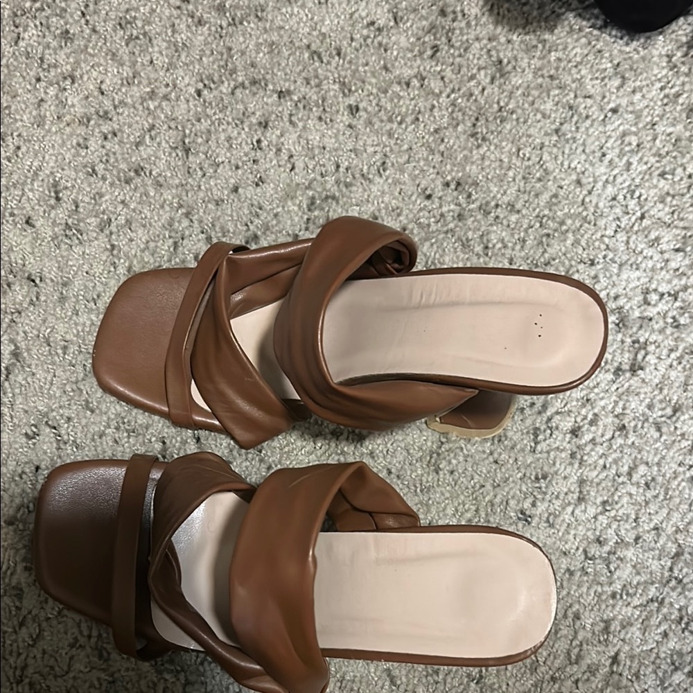 Brown Leather Mules with Chunky Heel - Picture 3 of 3